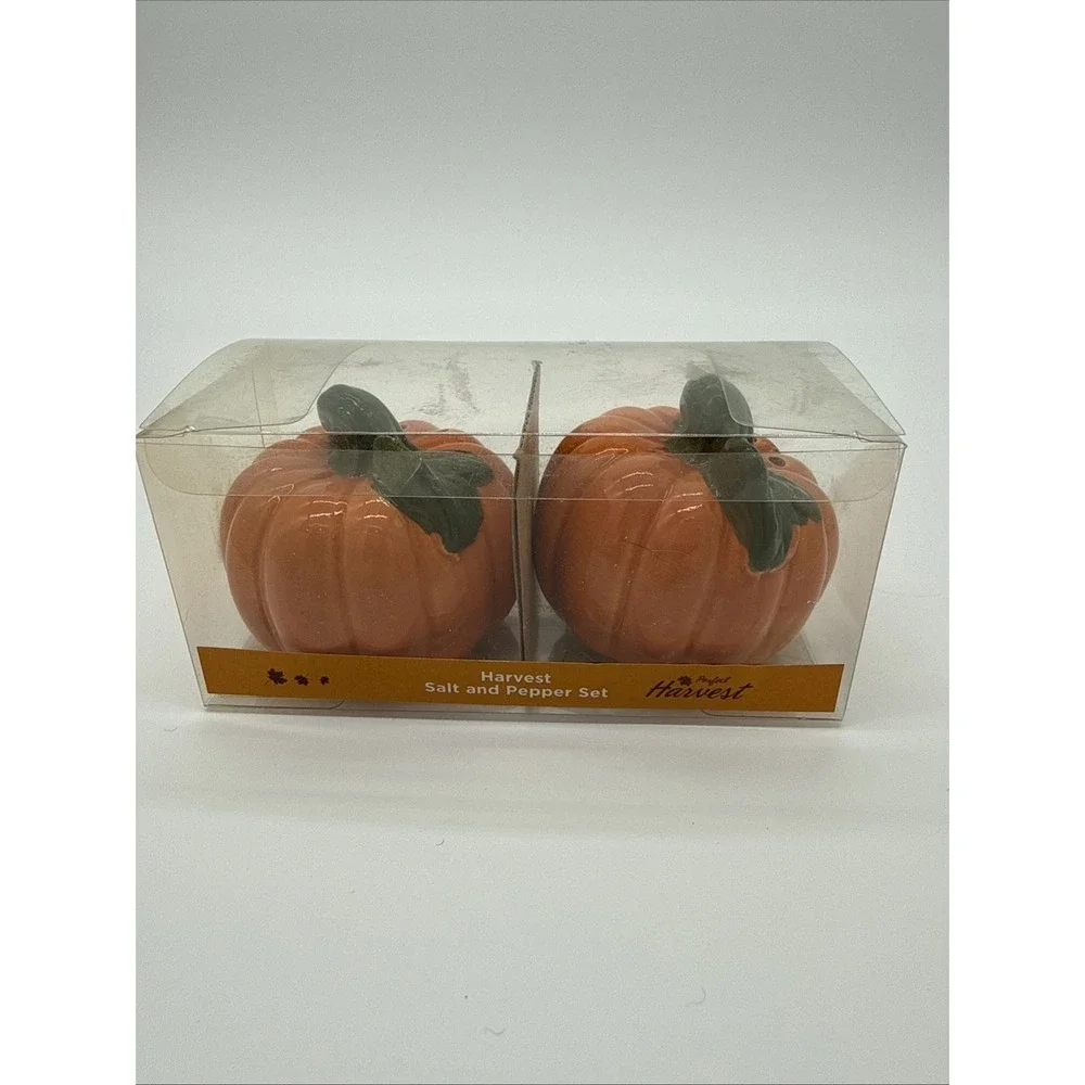 Pumpkin Salt‎ Pepper Shaker Set Ceramic Fall Harvest Orange